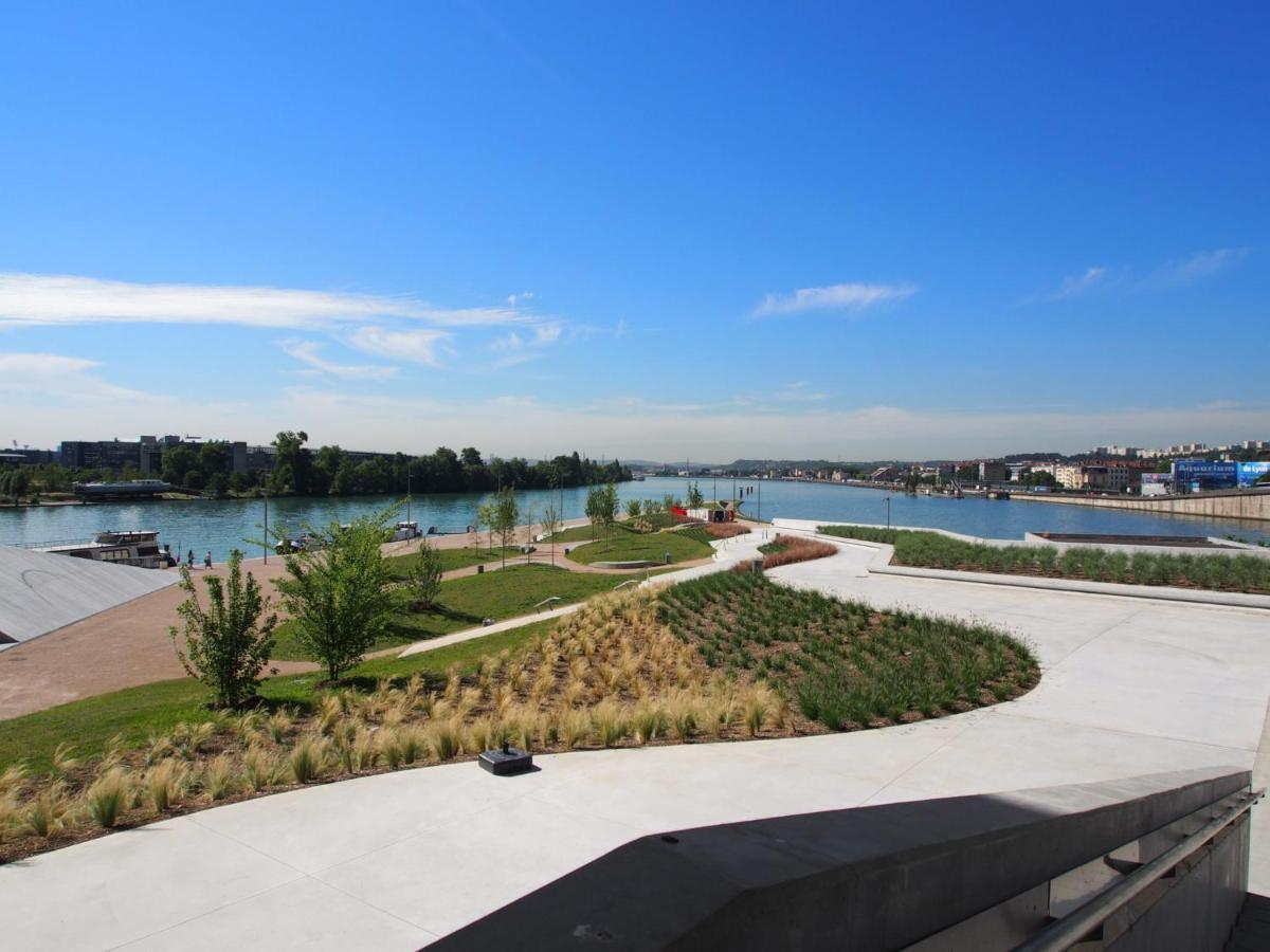 Lyon Confluence - Duplex Au Calme Avec Parking Prive En Option Apartment ภายนอก รูปภาพ